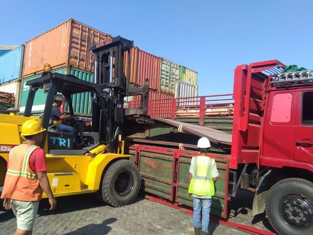 Cargo Surabaya Kupang